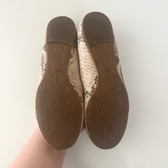 Authentic TORY BURCH SNAKESKIN EMBOSSED BALLET FLATS Women’s Size 7.5 EUC - Picture 5 of 11